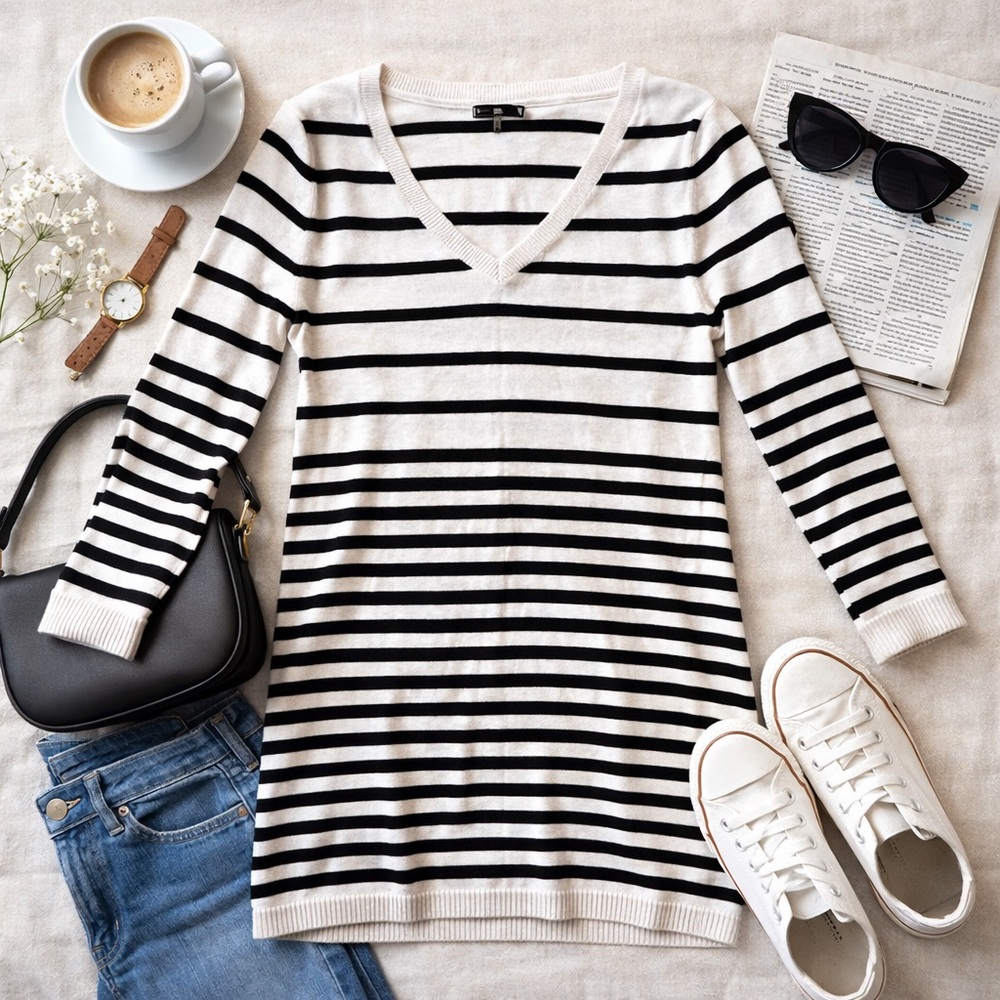 H&M Basic Black White Striped V-Neck Sweater Tunic Long Sleeve Women’s Medium